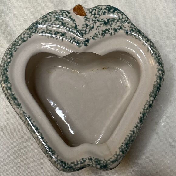 Vintage Heart Shaped Apple Themed Ceramic Sugar Bowl with Lid Ivory Green 4.5" - Picture 6 of 9